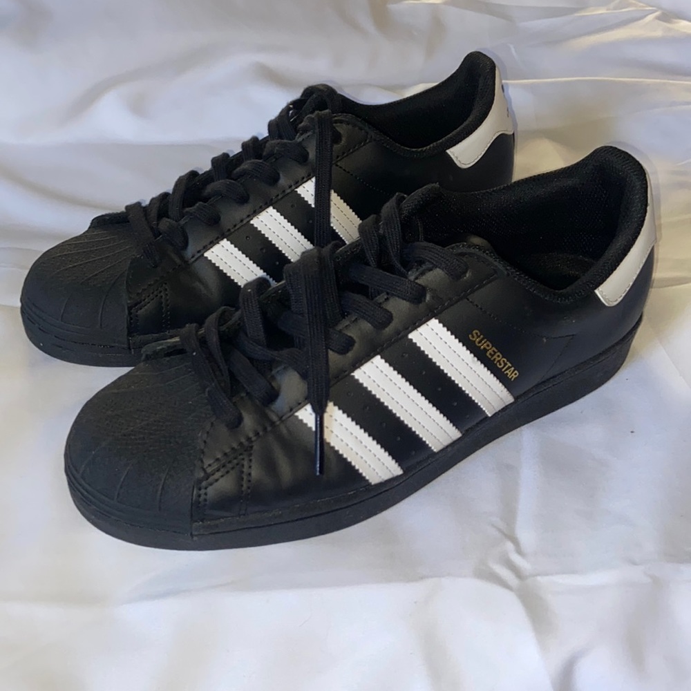 Adidas’s mens size 10 shoes